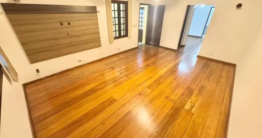 Lindo sobrado a venda 3 dorms suite  2 vagas em local priveligiado metrô metrô vila sônia