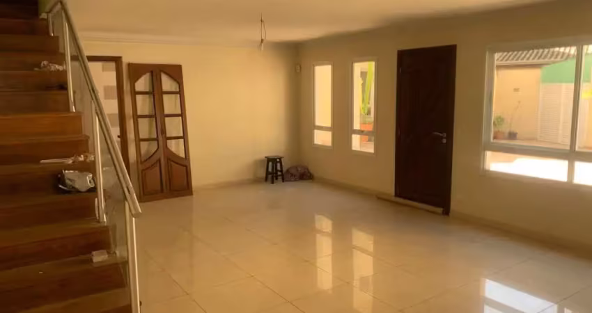 Casa em condomínio perto metrô butantã 3 dorms suite e 4 vagas