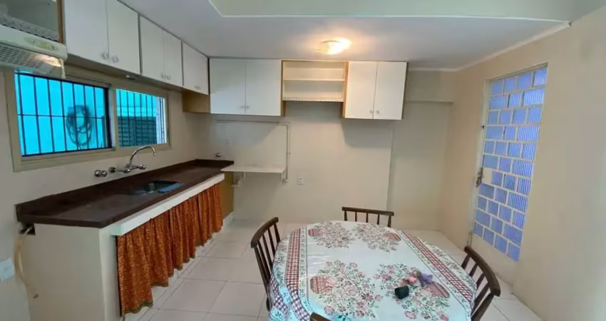 Sobrado com 2 quartos 2 vagas e edicula no conj. butantã. fl64