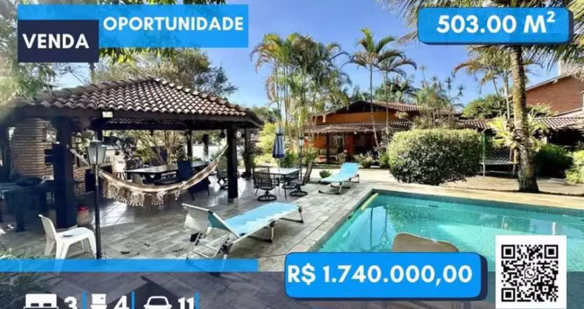 Casa térrea com 503,00 m² ! porteira fechada, 3 suítes, piscina