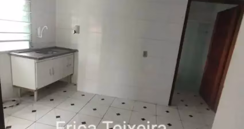 Casa  com 1 quarto, 1 vaga no jardim esmeralda- fl35