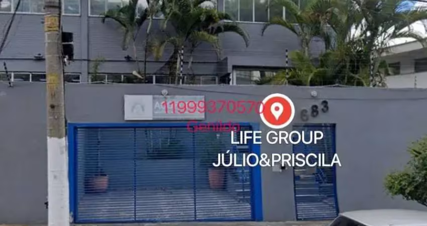 Prédio comercial com 886m2 com 25 salas 12 vagas do lado do metro butantan fl55