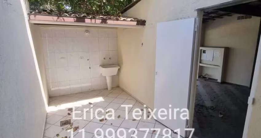 Casa em condomínio fechado com 2 quartos para alugar na Rua Ary Ariovaldo Eboli, 44, Vila Gomes, São Paulo