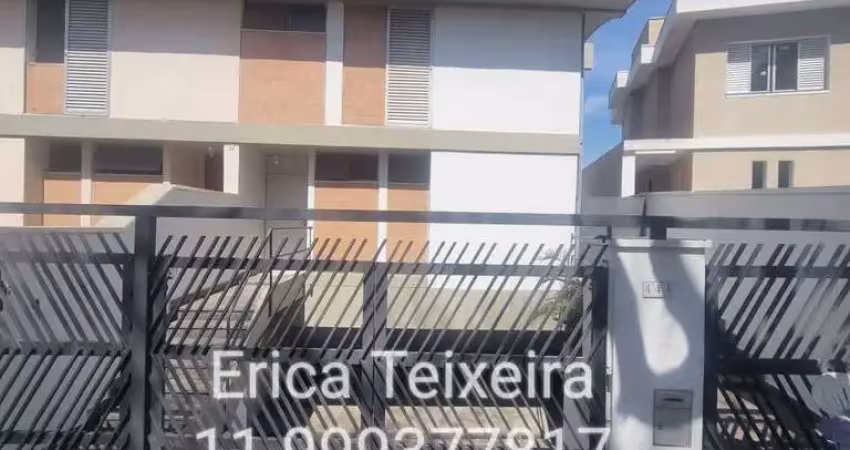 Casa em condomínio fechado com 4 quartos para alugar na Rua Fernando Caldas, 432, Rolinópolis, São Paulo