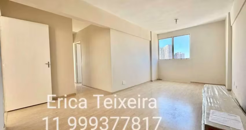 Apartamento com 3 quartos para alugar na Avenida Engenheiro Heitor Antônio Eiras Garcia, 387, Jardim Esmeralda, São Paulo