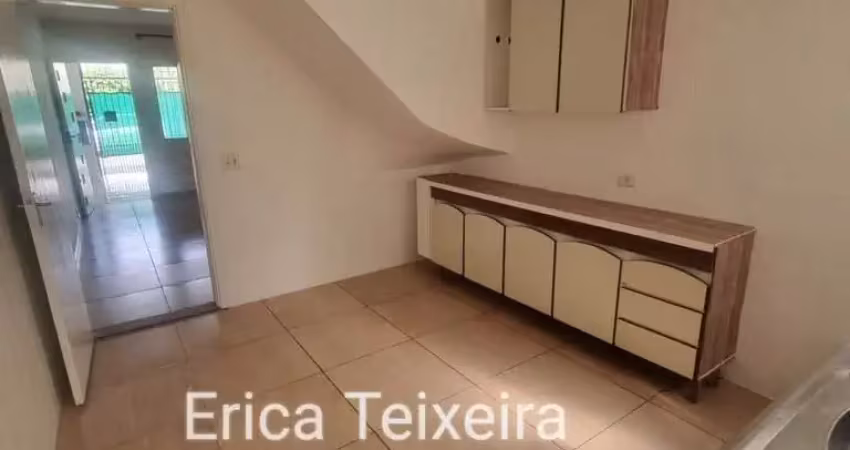 Casa em condomínio fechado com 3 quartos para alugar na Rua Armando D'Almeida, 98, Jardim Rizzo, São Paulo