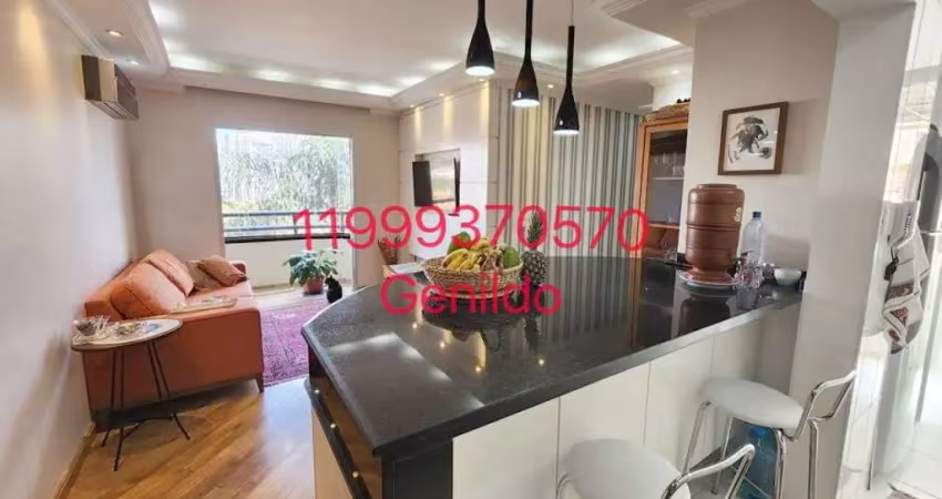 Apartamento  3 quartos, 1 suite, 2 banheiros, 2 vagas, armários planejados, condomínio completo fl55