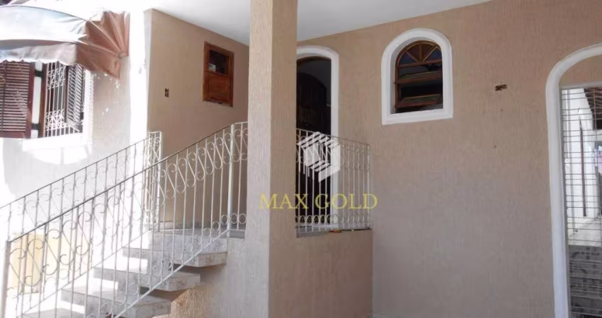 Casa com 3 dormitórios à venda, 180 m² por R$ 480.000,00 - Vila Jaboticabeira - Taubaté/SP