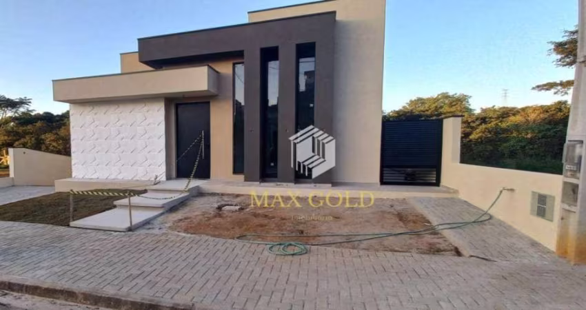 Casa com 3 dormitórios à venda, 350 m² por R$ 1.560.000,00 - Condomínio Terras do Vale - Caçapava/SP