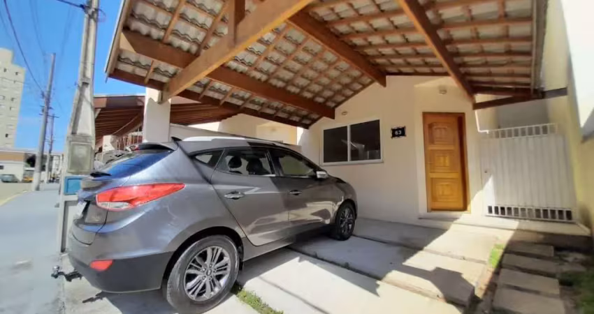 Casa com 3 dormitórios para alugar, 140 m² por R$ 3.227,04/mês - Parque Senhor do Bonfim - Taubaté/SP