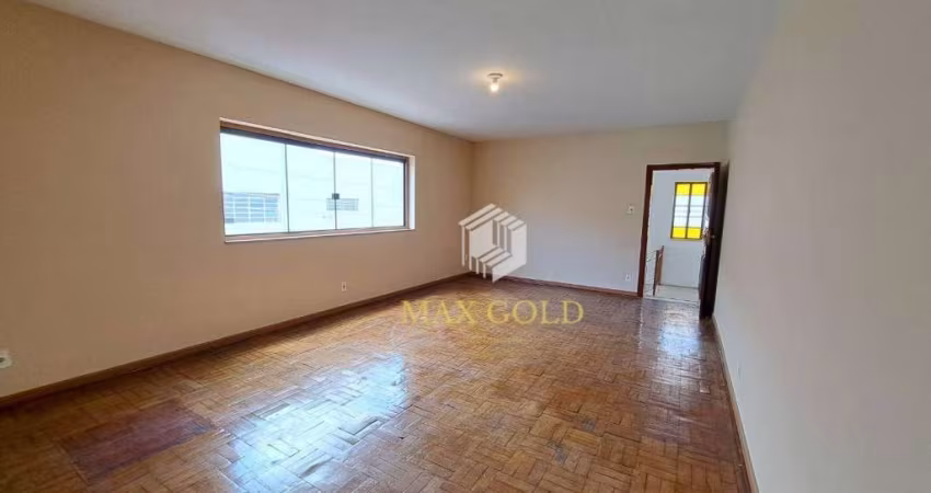 Apartamento com 3 dormitórios para alugar, 150 m² por R$ 2.500/mês