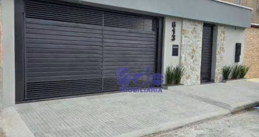 Excelente Residência com Área Gourmet e Garagem Coberta!