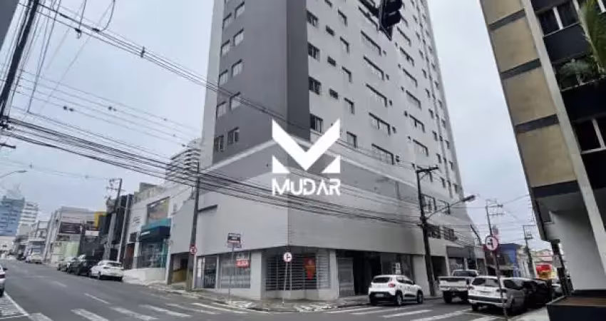 Apartamento com 4 quartos, 1 suite e 1 vaga no centro – Edifício Leopoldo Roedel