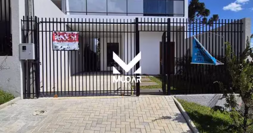 Sobrado com 3 suítes na Vila Estrela