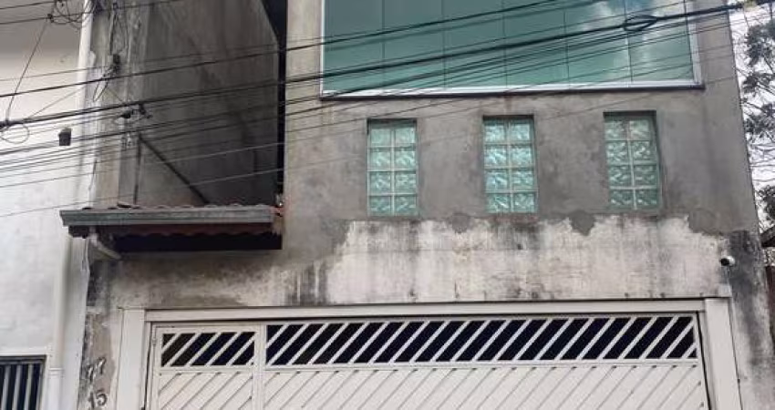 Sobrado 3 Pav. confortável em SP, no bairro Chácara Maria Trindade 3 quartos, 1 suíte, 4 banheiros, 2 vagas de garagem, 220m² de área. Venha conferir!