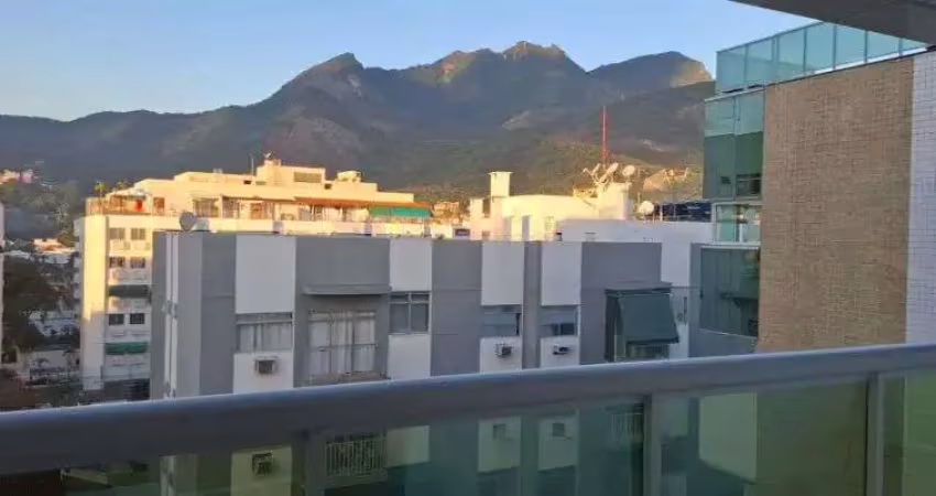 Em prédio acabamento de alto padrão lindo 3qts (suíte) varandão vista indevassada armários lazer