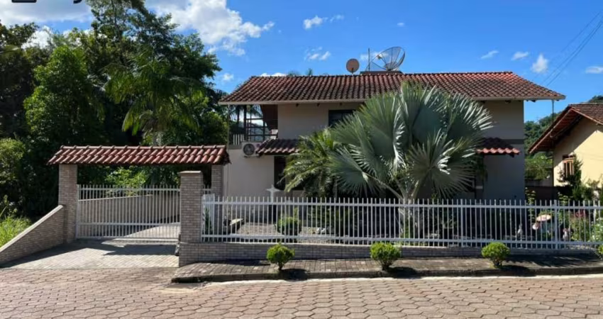 Casa à venda em Rodeio/SC