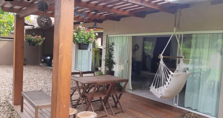 Casa de Alvenaria à Venda em Benedito Novo/SC