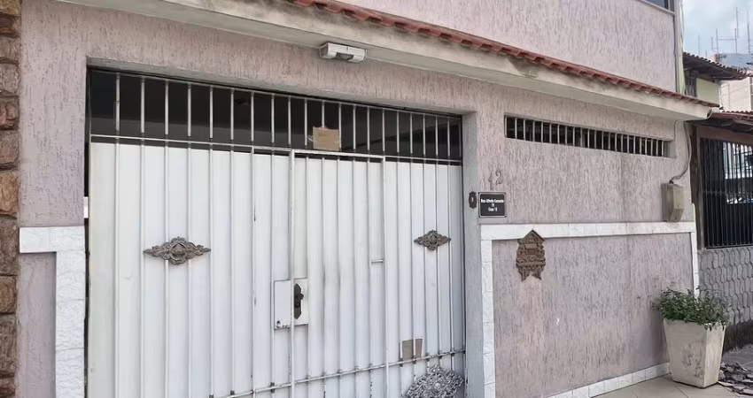 Linda casa no Camarão - 3 quartos sendo 2 suítes - próximo ao Centro de São Gonçalo