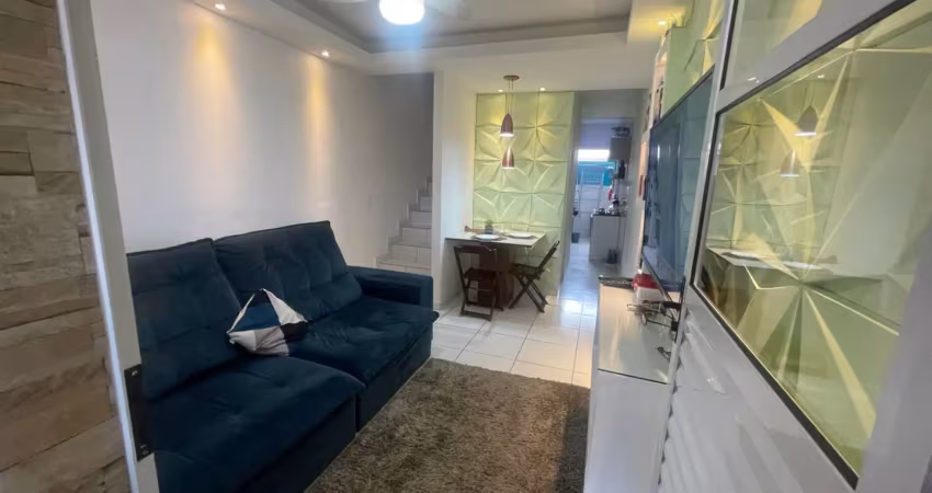 Duplex no laranjal - casa com 2 quartos - linda com fino acabamento