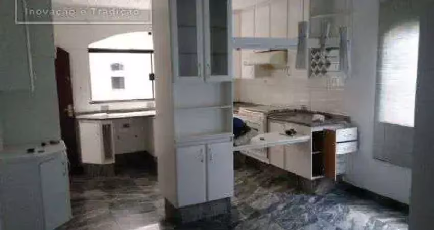 Casa com 4 quartos à venda no Jardim Utinga, Santo André 