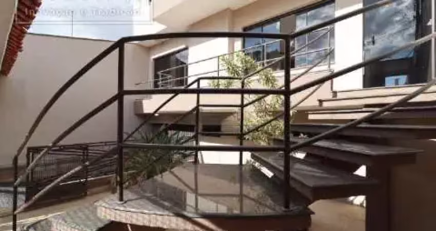 Casa com 5 quartos à venda na Vila Metalúrgica, Santo André 