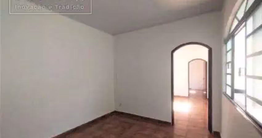 Casa com 3 quartos para alugar no Bangú, Santo André 