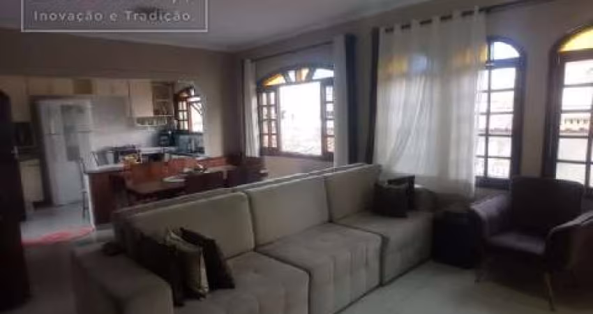 Casa com 3 quartos à venda no Utinga, Santo André 