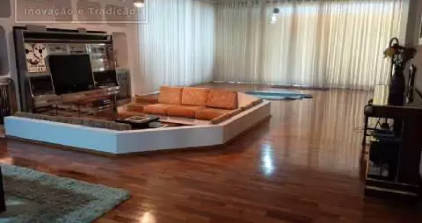 Casa com 4 quartos à venda na Vila Assunção, Santo André 