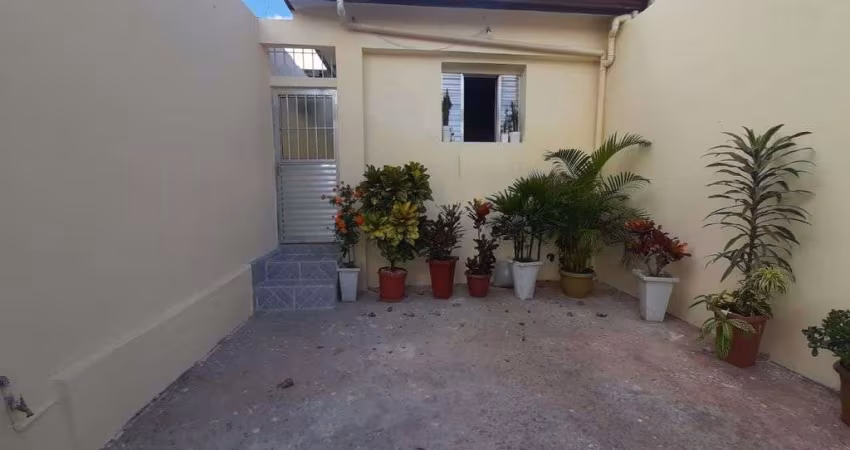 Casa à Venda em Limão, São Paulo - SP
