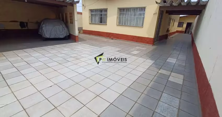 Casa térrea à venda com localização incrível no Limão e com terreno amplo