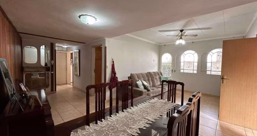 Casa à Venda em Vila Barbosa, São Paulo - SP