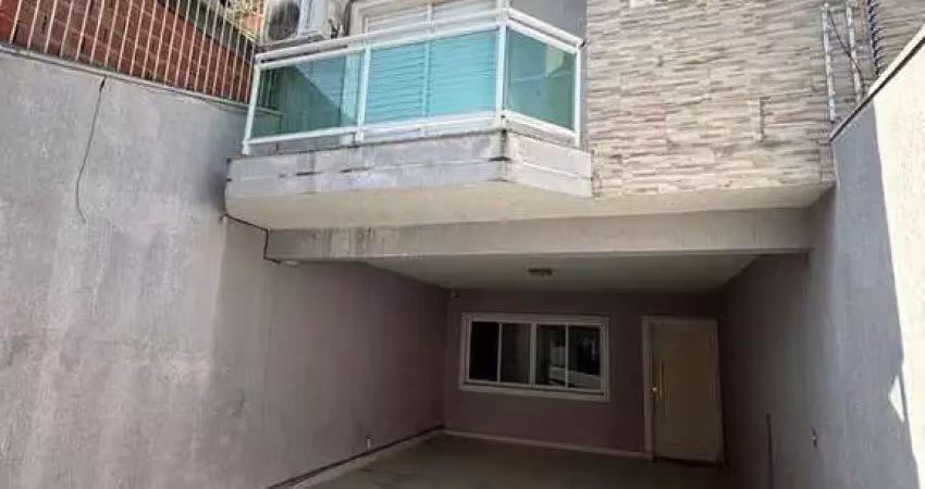 Sobrado à Venda na Vila Palmeiras, Freguesia do Ó com Piscina e 04 vagas