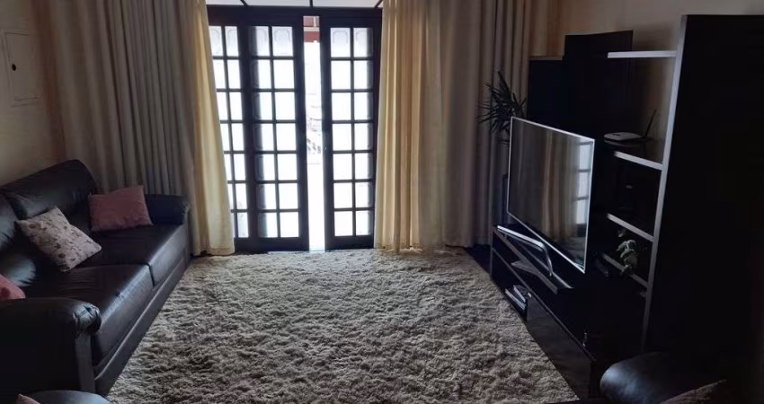 Sobrado para Venda com 3 dormitórios no Imirim