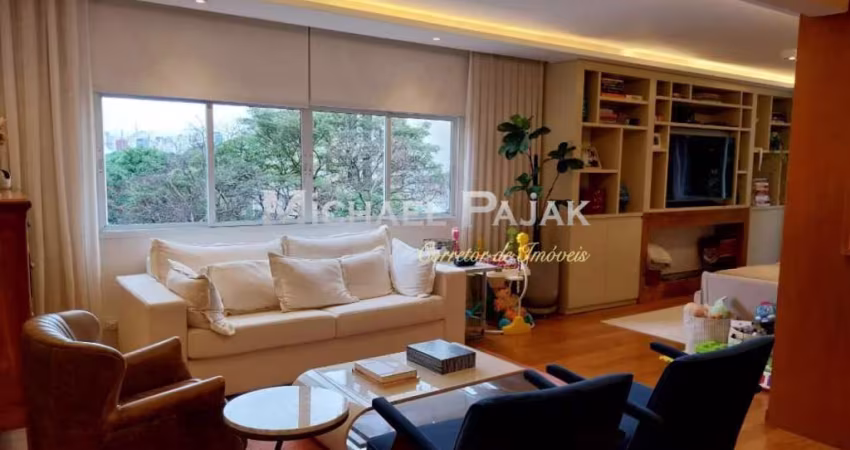 Apartamento com 4 quartos