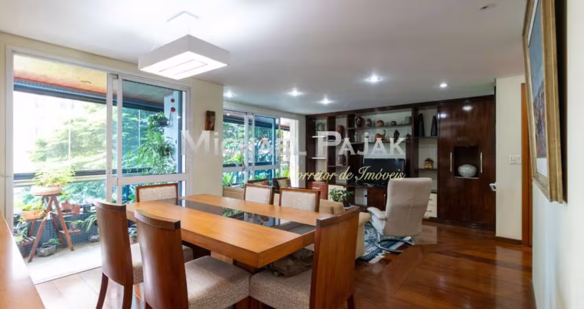 Apartamento com 3 quartos