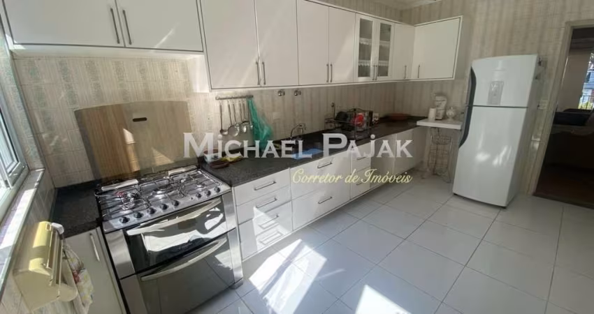 Michael Pajak (11) 99996-4550