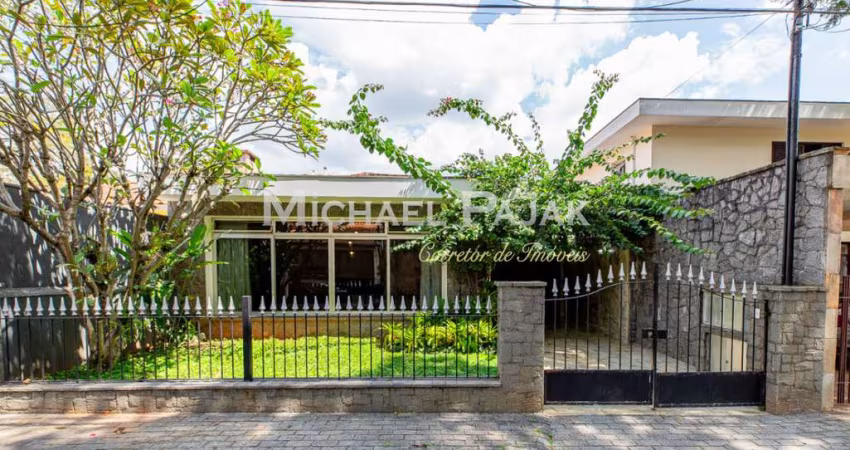 Casa tipo para venda com 3 quartos, sendo 1 suíte