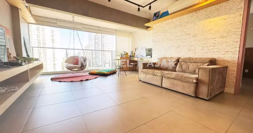 Apartamento tipo para venda com 2 quartos, sendo 1 suíte - Michael Pajak (11) 99996-4550