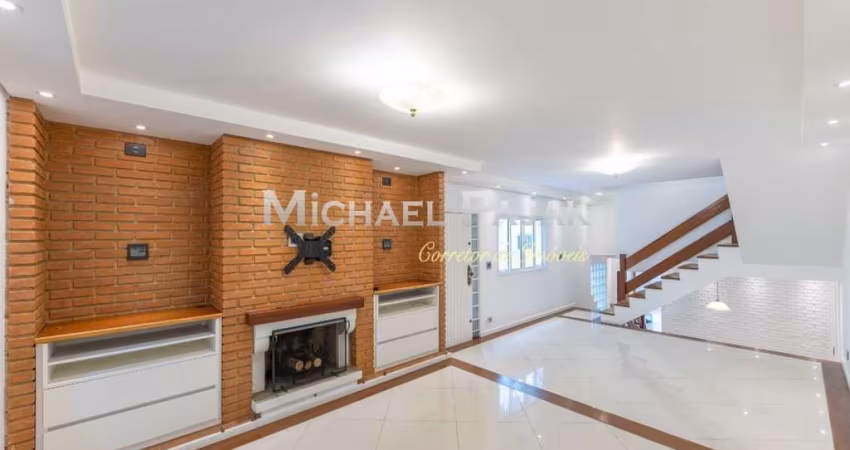Casa tipo para venda com 3 quartos, sendo 2 suítes, 215m²