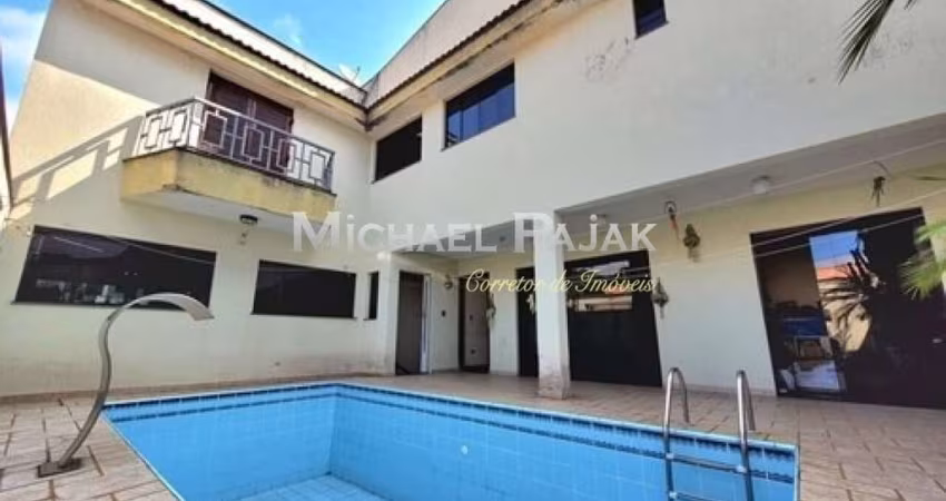 Sobrado Residencial na Rua das Nogueiras, Santo Ándré, Michel Pajak (11) 99998 - 4550