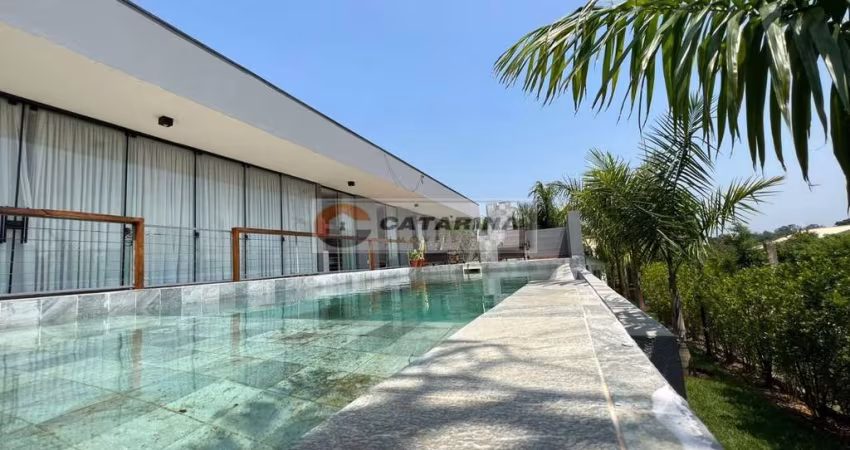 Linda Chácara Condominio 3 Lagos Mairinque