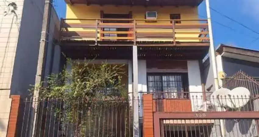 Casa com 3 quartos à venda na Rua Vinte e Nove de Julho, 138, Centro, Viamão
