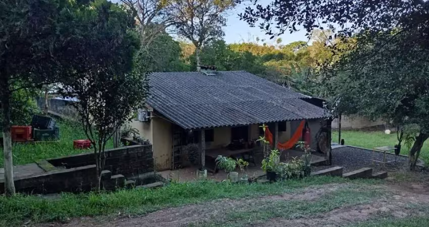 Chácara / sítio com 3 quartos à venda na Rua D 1, 260, Fiuza, Viamão