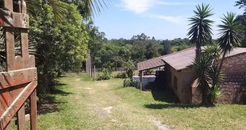 Chácara / sítio com 2 quartos à venda na Estrada Luiz Pinto Chaves de Barcelos, 766, Branquinha, Viamão