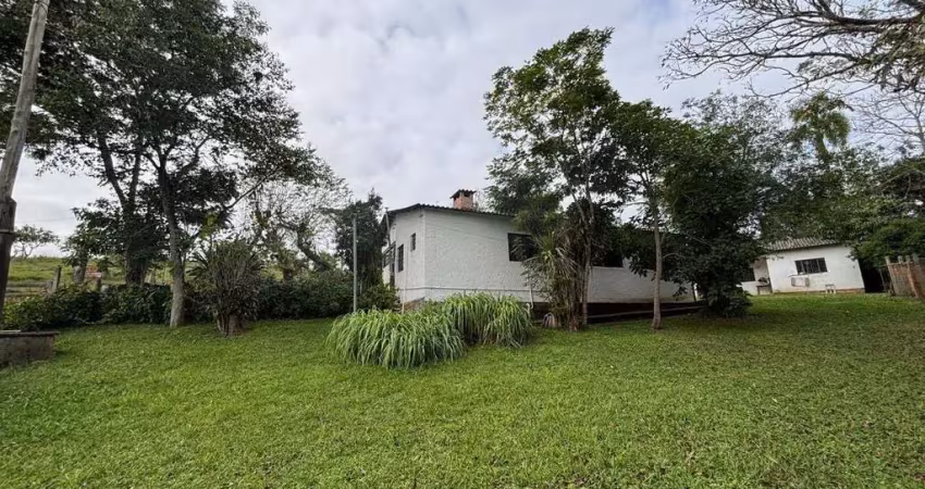 Chácara / sítio com 2 quartos à venda na Avenida Mendanha, 2660, Centro, Viamão