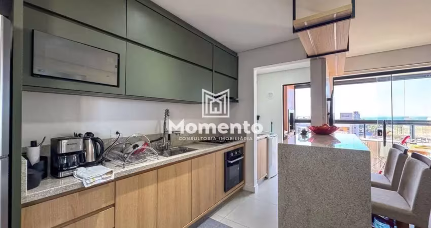 Apartamento com 03 quartos, mobiliado na região central de itapoá/sc