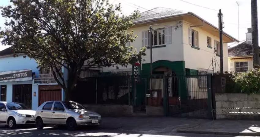 Casa com 3 quartos à venda no São Pelegrino, Caxias do Sul 