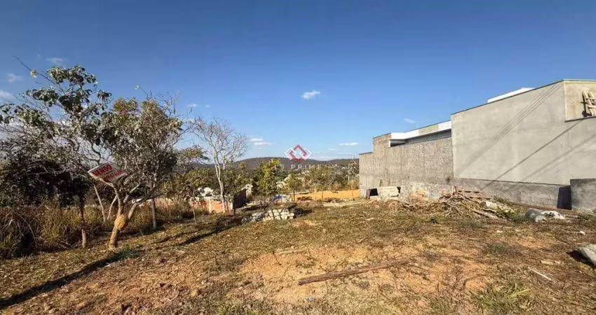 Terreno à venda na Rua Seis, 5, Parque dos Buritis, Lagoa Santa