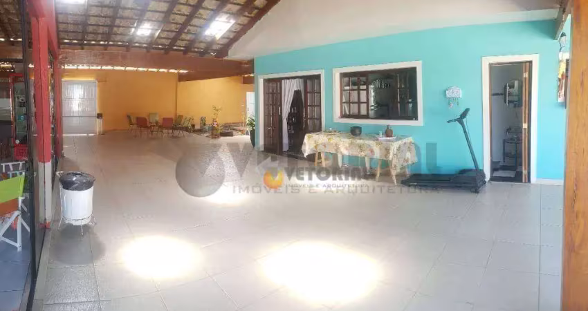 Casa com 5 dormitórios à venda, 300 m² por R$ 1.400.000,00 - Indaiá - Caraguatatuba/SP